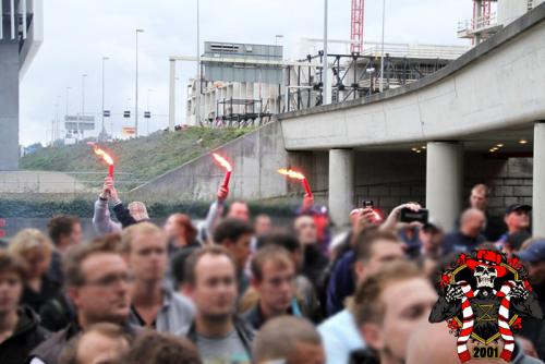 Onthulling standbeeld Bobby Haarms
